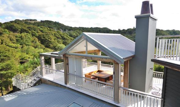 970 Lonely Bay Lodge Cooks Beach Ruang foto