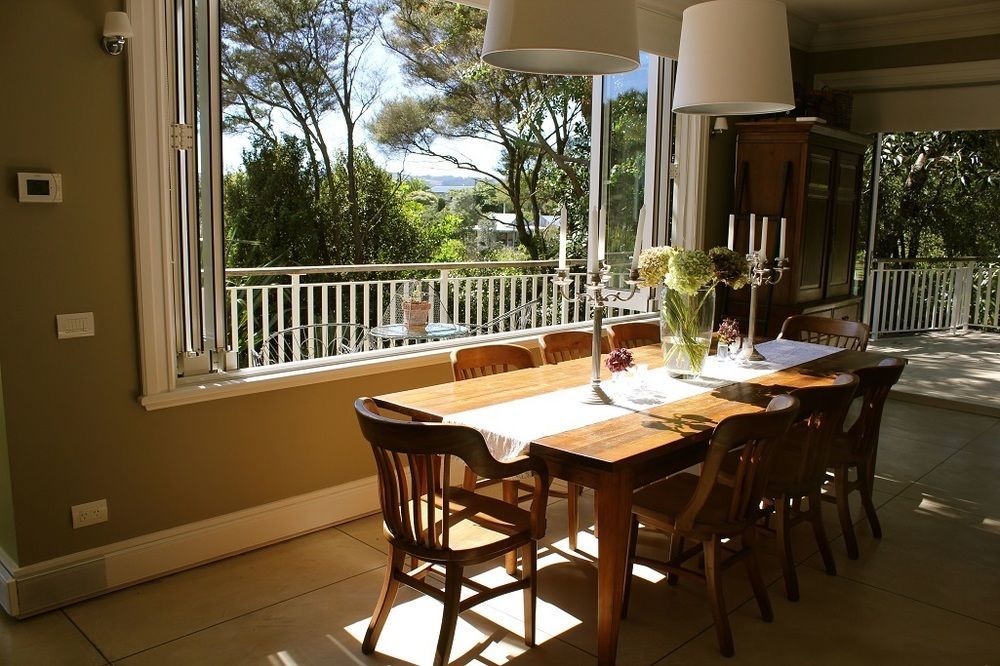 970 Lonely Bay Lodge Cooks Beach Bagian luar foto