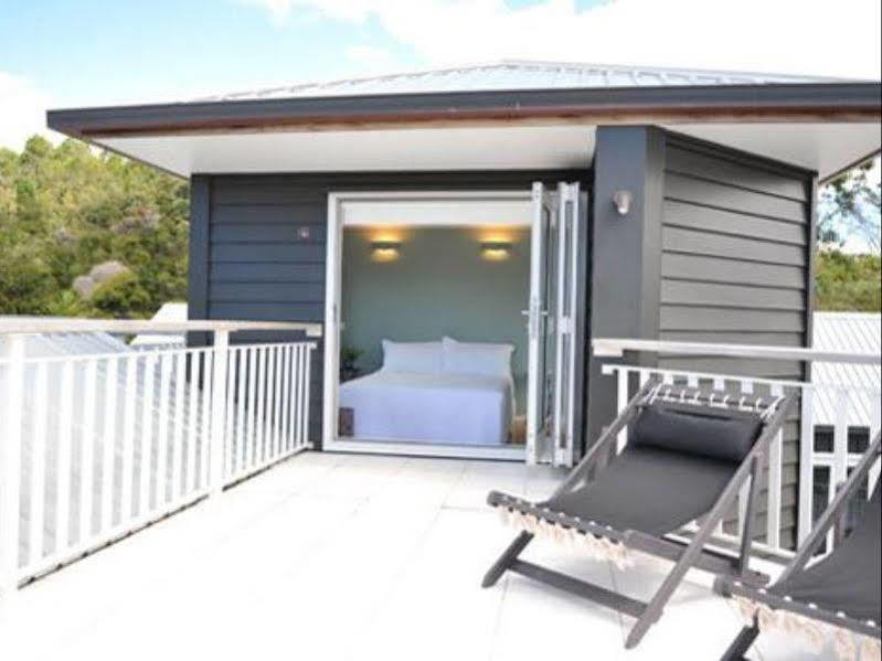 970 Lonely Bay Lodge Cooks Beach Bagian luar foto